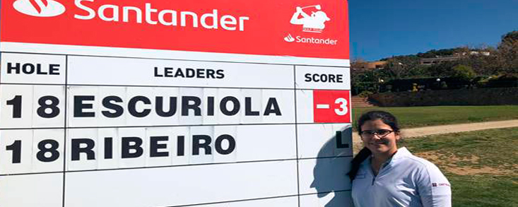 Natalia Escuriola (-3) líder y única jugadora bajo el par del campo