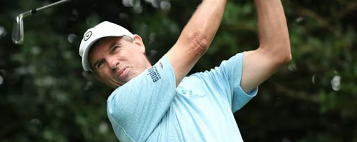 Steven Alker empieza dominando en Sunningdale