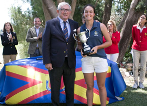 Andrea Revuelta se hace con la victoria en Montecastillo Golf