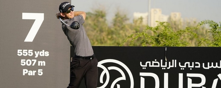 Joachim Hansen comienza liderando el torneo en solitario con -9 con un gran Álvaro Quirós, el mejor español, undécimo con -5