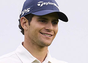 Gran arranque de Ángel Ayora en el Argentario Golf Club con -4 a dos golpes de Bradbury
