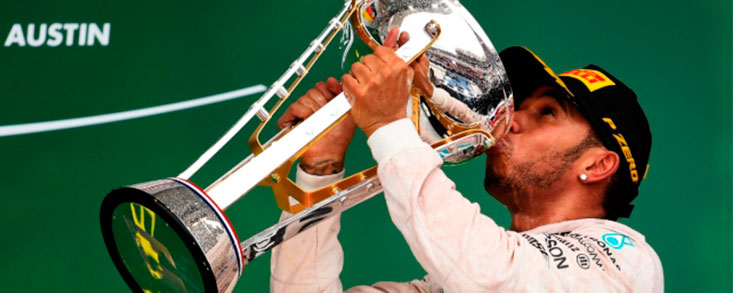 Hamilton gana su tercer Mundial