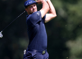 Bryson DeChambeau (-2) arranca algo tímido en Augusta