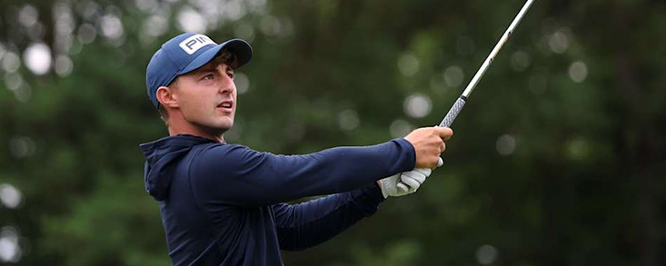 Boneta y List, con -17, comparten el liderato antes de la ronda final