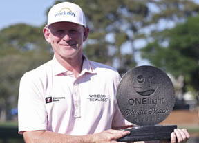 Snedeker vuelve a ganar y jugará el PGA Championship