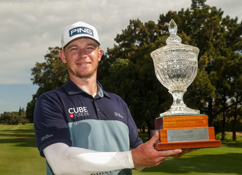 Primera victoria de Enefer con Tarrío tercero