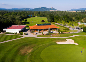 Primavera de golf en Izki