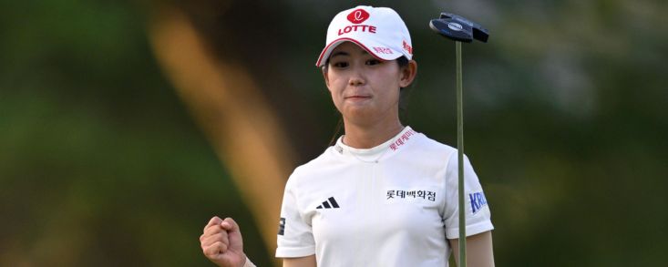 Youmin Hwang deslumbra en un discreto día de Azahara