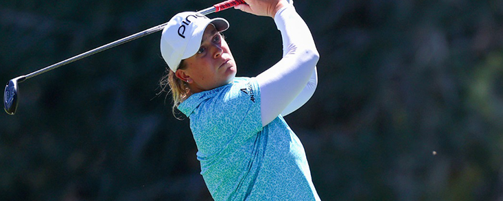 Lauren Coughlin mantiene el liderato en Shadow Creek ante el empuje de Korda