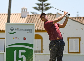 Vìctor Pastor encara el domingo con -11 en lo más alto de la clasificación