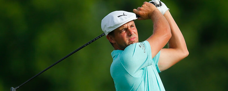 Bryson DeChambeau firma 62 golpes libres de bogeys para liderar en Minnesota