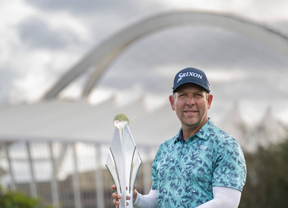 Oliver Becker gana en casa y ya suma dos