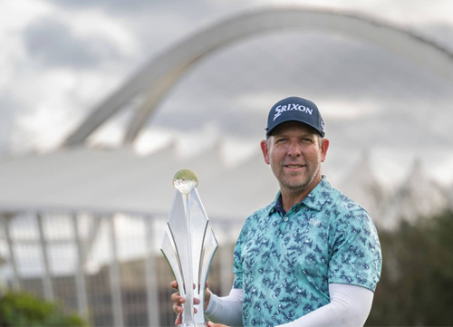 Oliver Becker gana en casa y ya suma dos