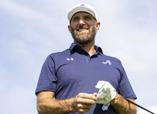 Dustin Johnson renueva con los 4Aces GC