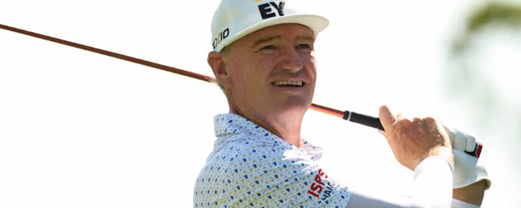 Ernie Els saca ventaja a falta de 18 hoyos