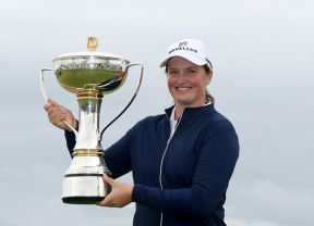 Gesta de Lottie Woad y Julia López, tercera y se mete en el Open