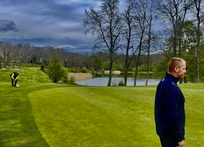 Los balones ruedan en Izki Golf