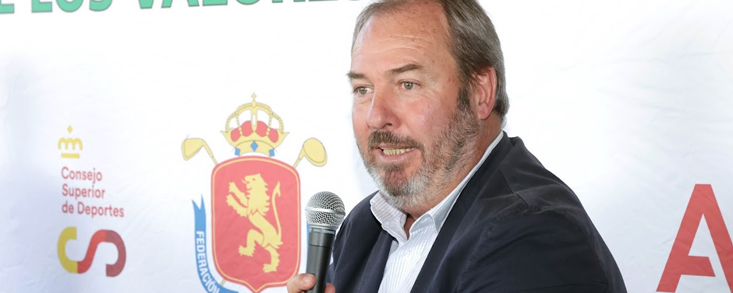 Los Fireballs GC fichan A JGolf para comercializar el equipo