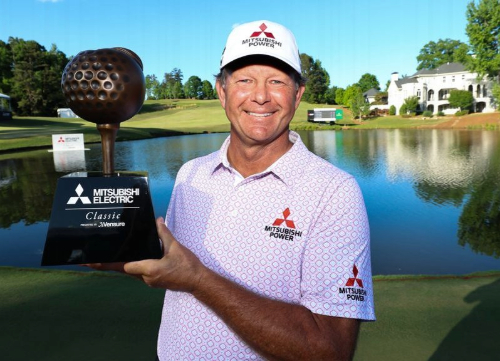 Retief Goosen gana en en TPC Sugarloaf 24 años después