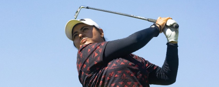 La india Amandeep Drall lidera con la mejor vuelta de su carrera