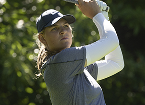 Helen Briem domina y lidera el torneo tras una brillante segunda jornada