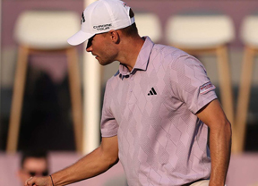 Nicolai Højgaard, que ya sabe lo que es ganar aquí, se cobra una ventaja de tres golpes y lidera con solvencia en el Jumeirah Golf