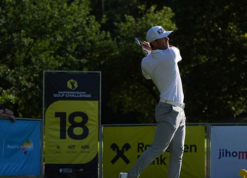 Triple empate en cabeza en Kaskáda Golf