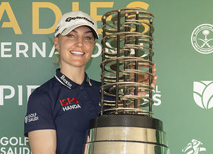 Charley Hull gana el Saudi Ladies Open y Ciganda roza el título