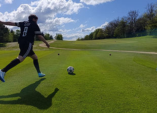 Izki Golf más futbolero que nunca