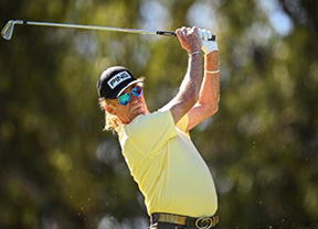 Miguel Ángel Jiménez sigue dando lecciones de golf
