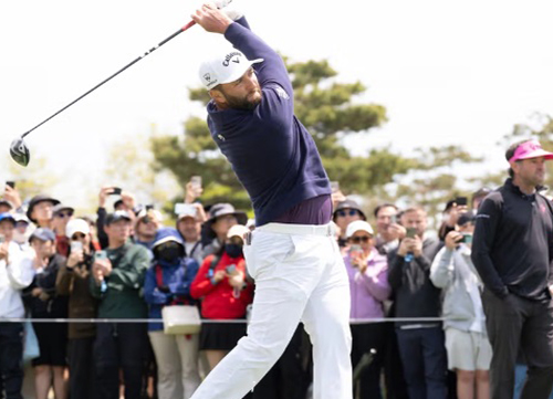 Rahm llega líder y DeChambeau defiende título