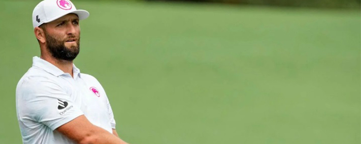 Jon Rahm mejora sus números, pero no remonta