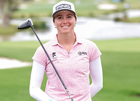 Kelsey Bennet abre brecha en Magenta Shores