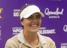 Kelsey McDonald, récord del campo y liderato