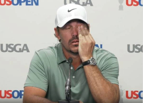 Brooks Koepka confirma su marcha del LIV Golf