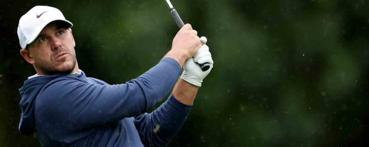 Brooks Koepka y Min Woo Lee cumplen las expectativas y saldrán el domingo como colíderes con once bajo par