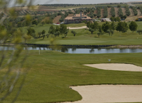 Layos: un destino preferencial para Madrid y un campo espectacular