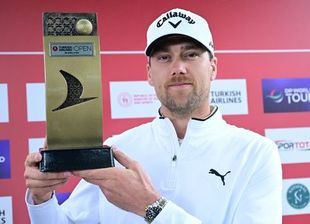 Mikael Lindberg logra su primera victoria en elTour