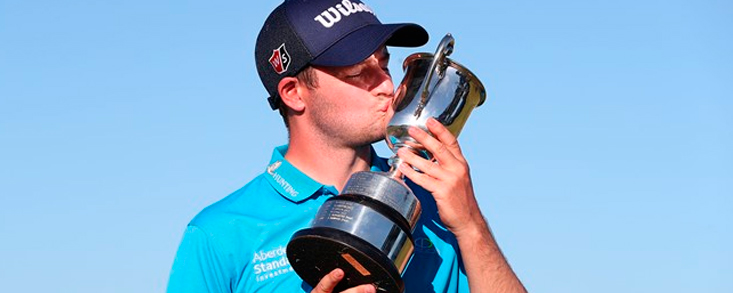 Triunfo de David Law en Australia después de un eagle en el hoyo 18