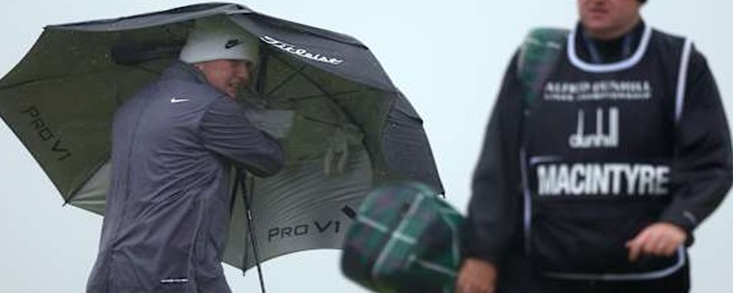 El viento se hace protagonista, una vez más, en Escocia y suspende la jornada