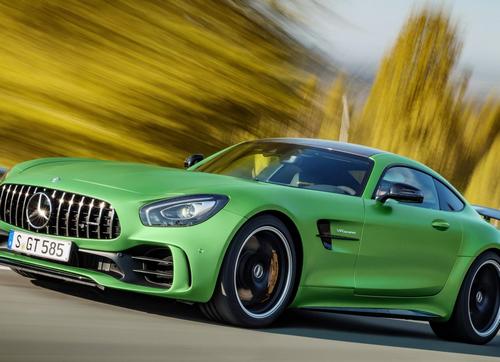 Mercedes AMG GT R, del circuito a la carretera