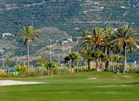 Hacienda cierra 8 de los 18 hoyos de Los Moriscos Club de Golf, en Motril