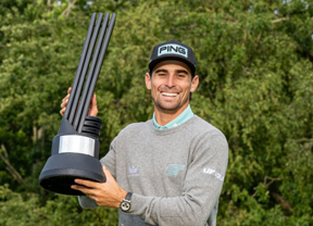 Joaquín Niemann reina en el LIV Golf UK con una exhibición de autoridad y talento