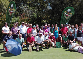 Golf y toros se dan la mano en Oyambre
