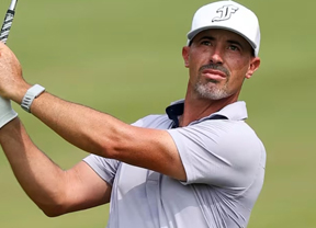 Tormentas, suspensiones y liderato para Peterson (-10) en Louisville