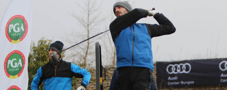 Alfonso Buendía lidera con 68 golpes (-4) tras la primera ronda en Saldaña