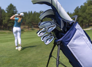 Apostando por el desarrollo del golf femenino