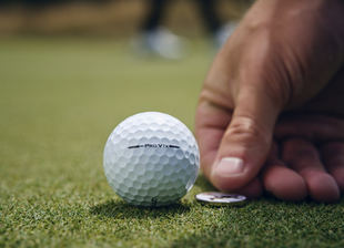 Llega la nueva Titleist Pro V1x Left Dash (–Pro V1x)