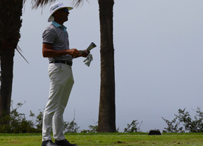 Álvaro Quirós brilla en la Gomera y colidera el torneo a falta de 18 hoyos