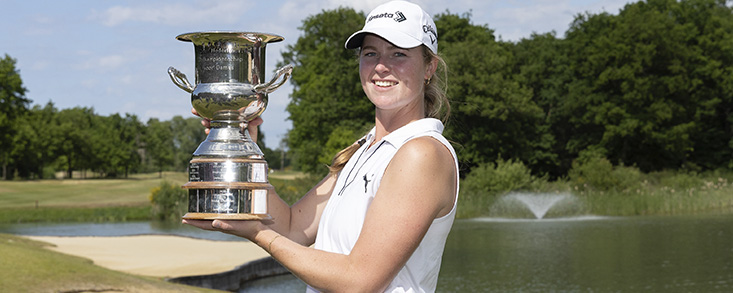Tercera victoria de la temporada de la inglesa Mimi Rhodes